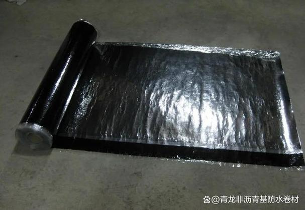 自粘聚合物改性沥青防水卷材 卓越性能与广泛应用